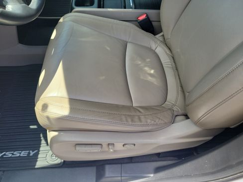 Used 2021 Honda Odyssey Touring image 26