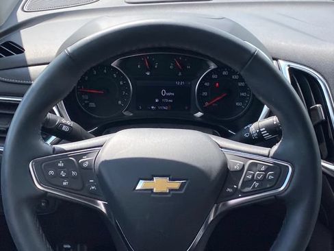 Certified 2024 Chevrolet Equinox Premier FWD image 8