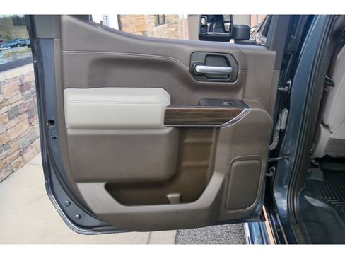 Used 2019 Chevrolet Silverado 1500 RST w/ All-Star Edition image 16