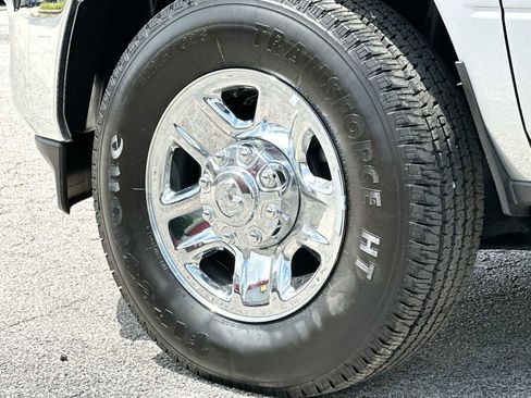 Used 2024 RAM 3500 Tradesman w/ Chrome Appearance Group image 11