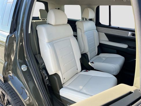 Used 2024 Hyundai Santa Fe Calligraphy image 28