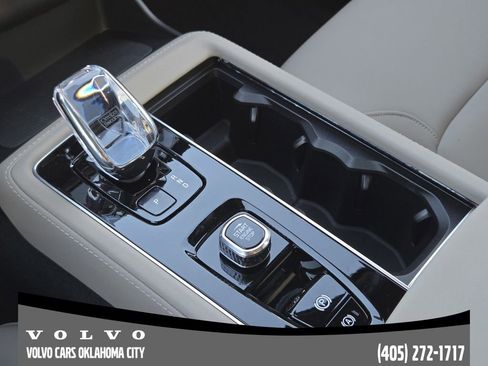 New 2026 Volvo XC90 B6 Plus image 19