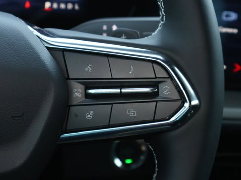 New 2026 Chevrolet Traverse LT w/ Midnight/Sport Edition FWD image 14