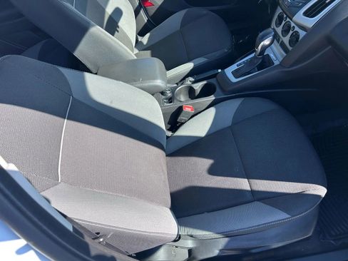 Used 2014 Ford Focus SE image 26