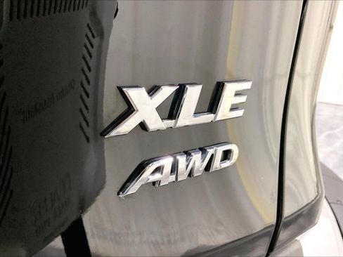 Certified 2023 Toyota RAV4 XLE w/ Convenience Package AWD/4WD image 9