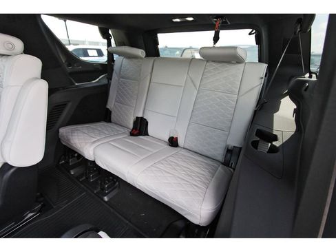 New 2026 Cadillac Escalade Platinum Sport w/ LPO, ONYX Package AWD/4WD image 13