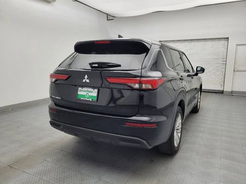 Used 2024 Mitsubishi Outlander ES FWD image 7