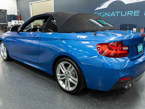 Used 2017 BMW 230i Convertible RWD image 9