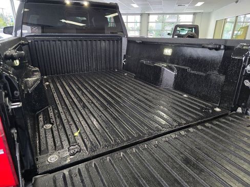 Used 2024 Toyota Tacoma SR5 AWD/4WD image 15