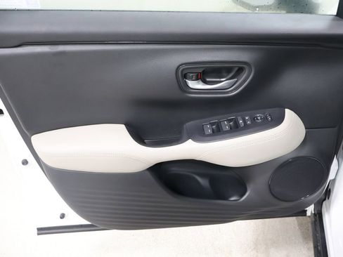 New 2027 Honda HR-V LX image 12