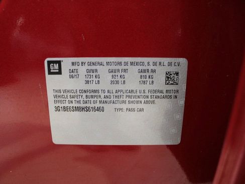 Used 2017 Chevrolet Cruze LT image 22