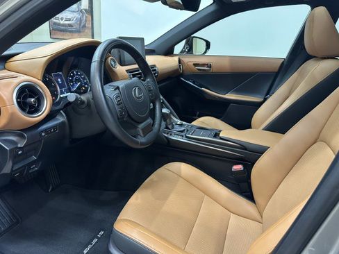 Used 2022 Lexus IS 300 w/ Comfort Package image 6
