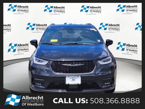 New 2026 Chrysler Pacifica Select w/ S Appearance Package AWD/4WD image 8