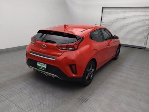 Used 2019 Hyundai Veloster 2.0 FWD image 9