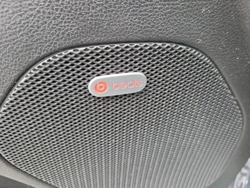 Used 2017 Dodge Durango R/T w/ Technology Group image 9