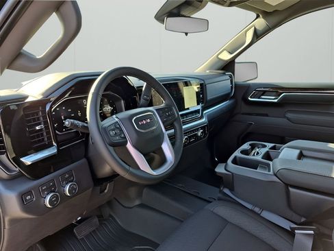New 2026 GMC Sierra 1500 SLE image 29