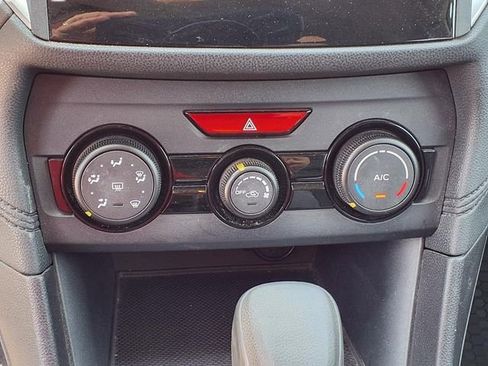 Used 2018 Subaru Crosstrek 2.0i image 21