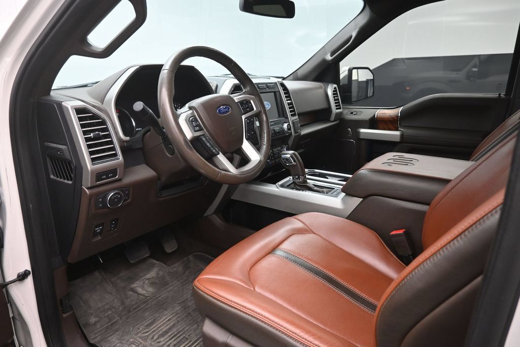 Used 2019 Ford F150 King Ranch w/ Equipment Group 601A Luxury AWD/4WD image 19