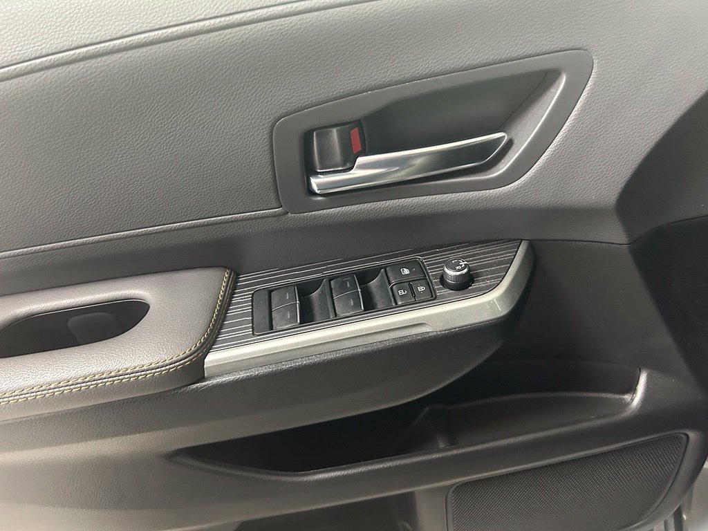 Certified 2024 Toyota Sienna XLE Woodland Edition AWD/4WD image 17