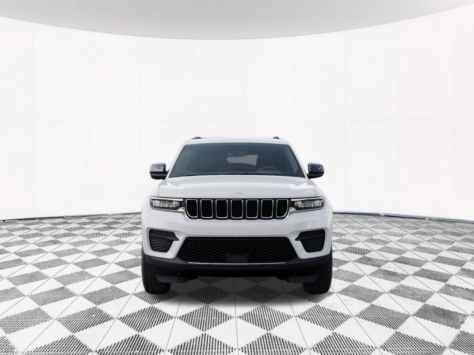New 2027 Jeep Grand Cherokee Laredo AWD/4WD image 8