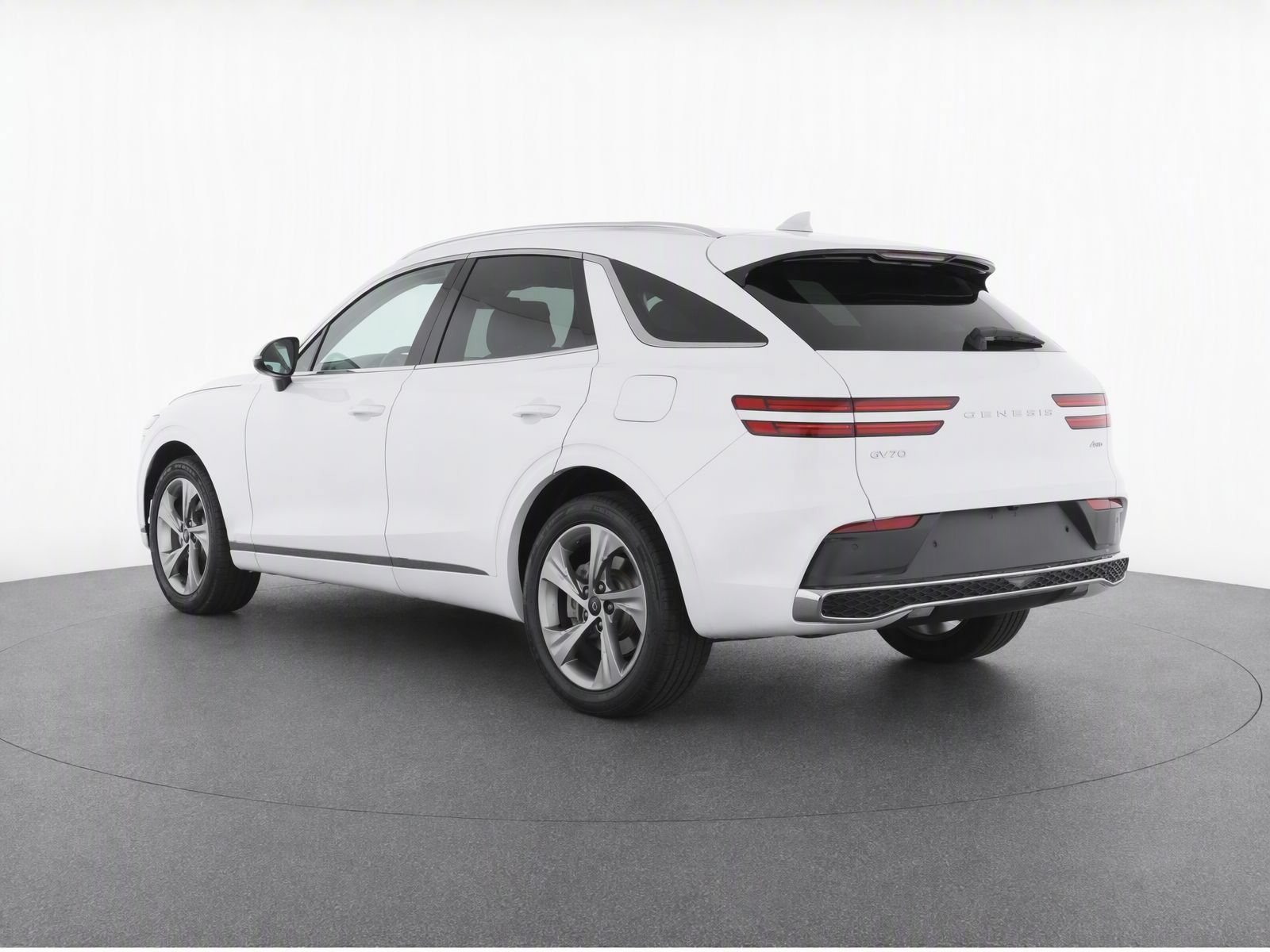 Used 2026 Genesis GV70 2.5T AWD/4WD image 4