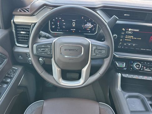 New 2026 GMC Sierra 2500 Denali w/ Technology Package AWD/4WD image 15