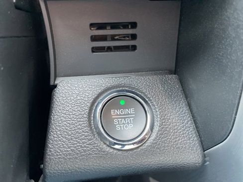 Used 2019 Ford F150 Platinum w/ Equipment Group 701A Luxury image 12