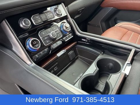 Used 2024 GMC Yukon XL Denali Ultimate AWD/4WD image 24