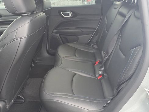 Used 2026 Jeep Compass Limited w/ Limited Altitude Pack image 24