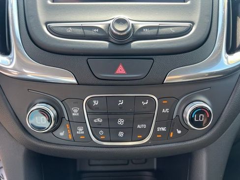 Used 2020 Chevrolet Equinox LT AWD/4WD image 28