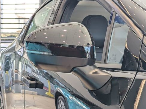 New 2026 Nissan Leaf Platinum+ w/ Cargo Package (Platinum+) image 11