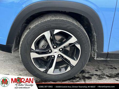 Certified 2024 Chevrolet Trax RS w/ Driver Confidence Package image 10