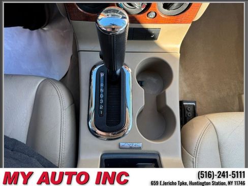 Used 2010 Ford Explorer Eddie Bauer image 17