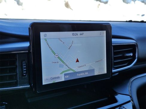 Certified 2022 Ford Explorer ST-Line w/ Class IV Trailer Tow Package image 23