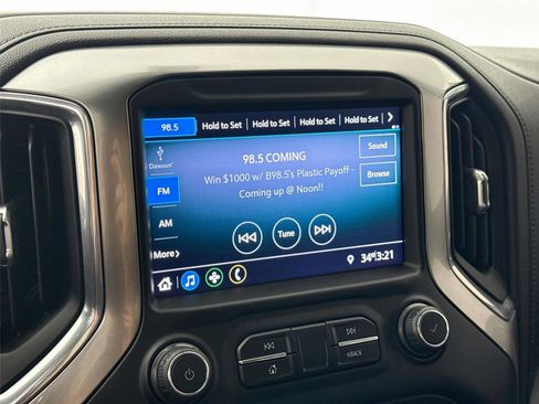 Used 2020 Chevrolet Silverado 1500 LT w/ Trailering Package image 21