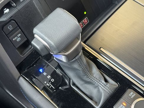 New 2026 Toyota Tundra Platinum image 24