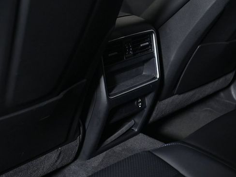 Certified 2021 Porsche Cayenne AWD/4WD image 20