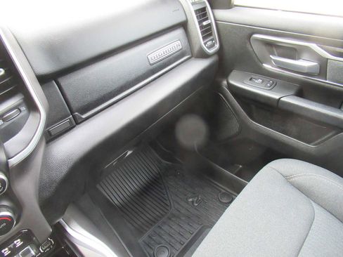 Used 2019 RAM 1500 Big Horn image 38