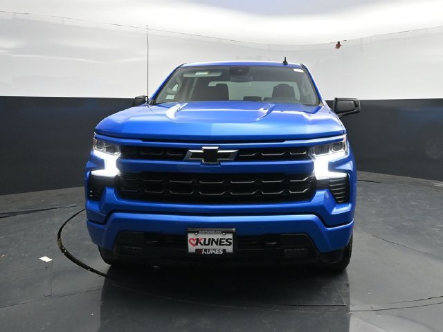 Used 2026 Chevrolet Silverado 1500 RST AWD/4WD image 2