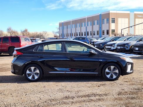 Used 2019 Hyundai Ioniq Electric image 2