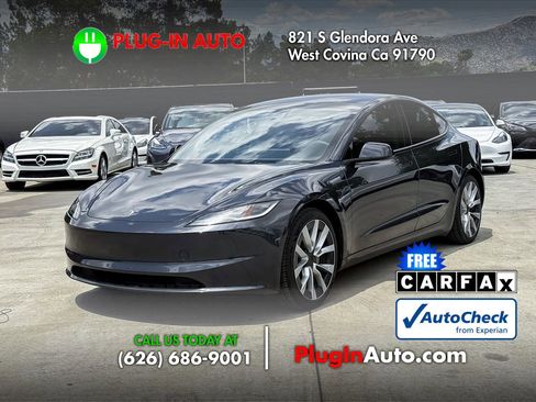 Used 2024 Tesla Model 3 Standard Range RWD image 1