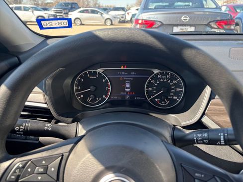 Used 2025 Nissan Altima 2.5 SV image 39