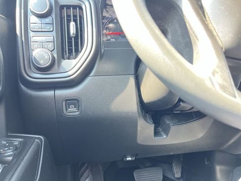 Used 2021 Chevrolet Silverado 1500 Custom Trail Boss w/ LPO, Dark Essentials Package image 18