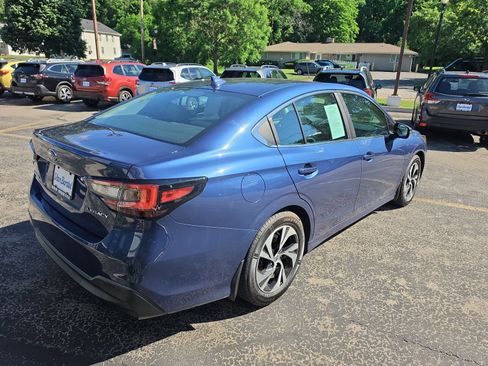 Used 2020 Subaru Legacy Premium AWD/4WD image 5