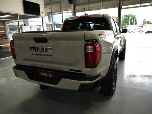 New 2026 GMC Canyon Elevation w/ Convenience Package AWD/4WD image 5