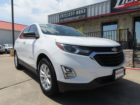 Used 2019 Chevrolet Equinox LS FWD image 6