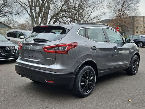 Certified 2021 Nissan Rogue Sport SV image 4