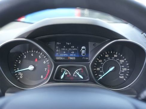 Used 2019 Ford Escape SE image 24