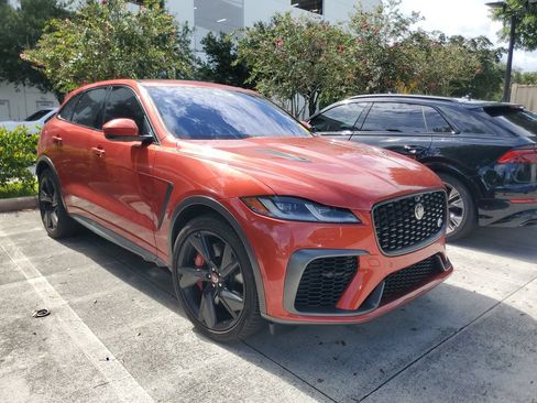 Used 2021 Jaguar F-PACE SVR AWD/4WD image 2