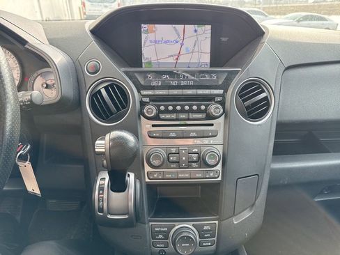 Used 2015 Honda Pilot Touring image 18